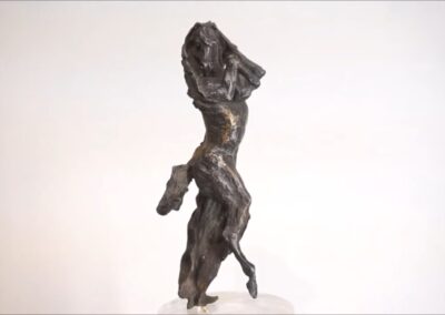 Scultura girevole: la danzatrice araba