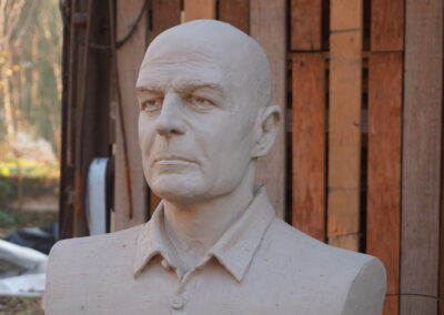 Scultura a ritratto di persona importante